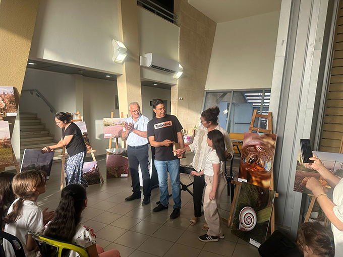 حفل توزيع الجوائز على المشاركين بمسابقة التصوير في وادي قانا